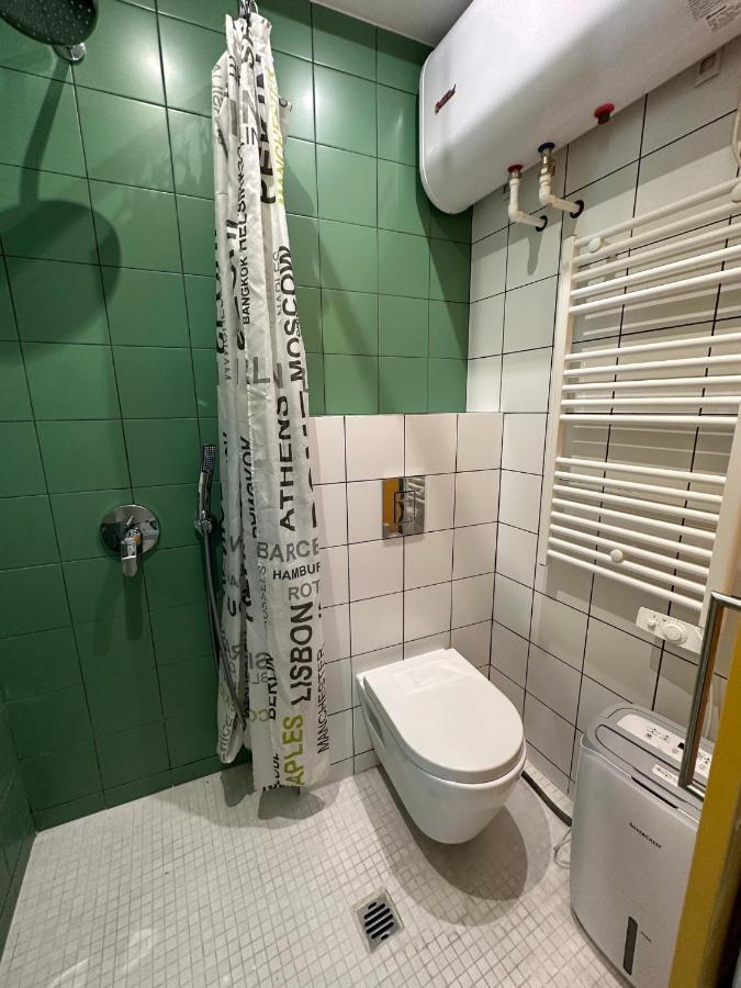 Kuss Apartments Лвив Екстериор снимка